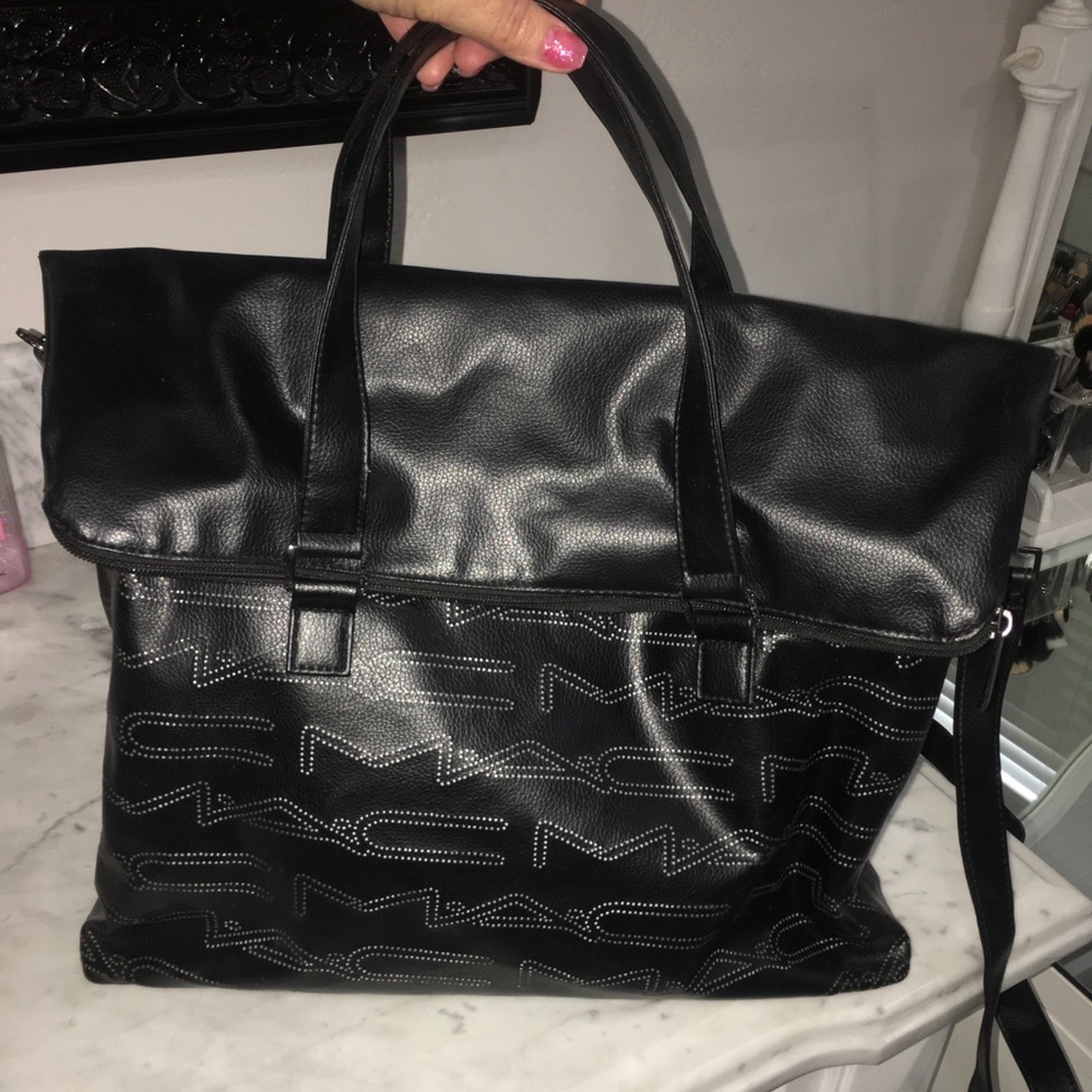Authentic MAC Cosmetics Travel Bag/Makeup Bag/Tote